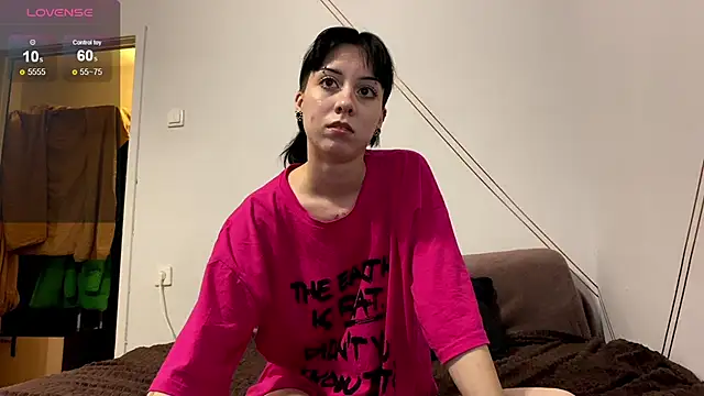 MoniShy online show from 11, 11, 2025