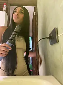 Snapshot of savanaah_ chatting on 8, 11, 2025 savanaah online show from 8, 11, 2025