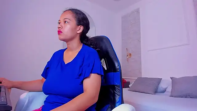 Snapshot of agata18_ chatting on 11, 7, 2026 agata18 online show from 11, 7, 2026