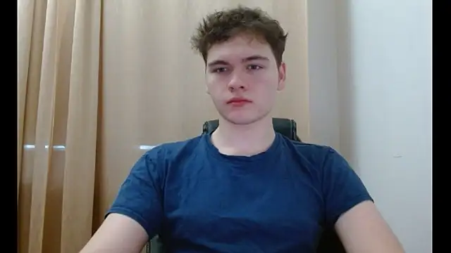 Snapshot of danielxfun chatting on 12, 1, 2026 danielxfun online show from 12, 1, 2026