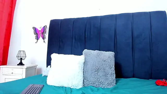 Snapshot of celena_wonder chatting on 11, 11, 2025 celena wonder online show from 11, 11, 2025