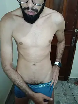 Snapshot of FerrariniHott chatting on 30, 10, 2025 FerrariniHott online show from 30, 10, 2025