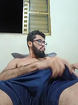 Snapshot of FerrariniHott chatting on 14, 12, 2025 FerrariniHott online show from 14, 12, 2025