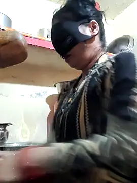 Snapshot of Pyaar_Ki_Pooja chatting on 28, 11, 2025 Pyaar Ki Pooja online show from 28, 11, 2025