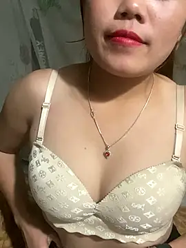 Snapshot of nachi-baby chatting on 12, 11, 2025 nachi-baby online show from 12, 11, 2025