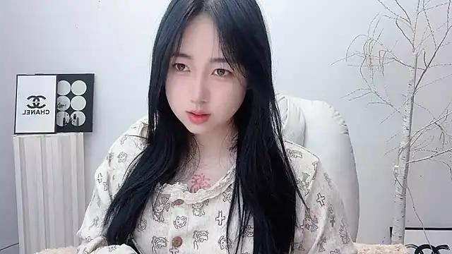 Snapshot of Love-hanzaizai718 chatting on 18, 11, 2025 Love-hanzaizai718 online show from 18, 11, 2025