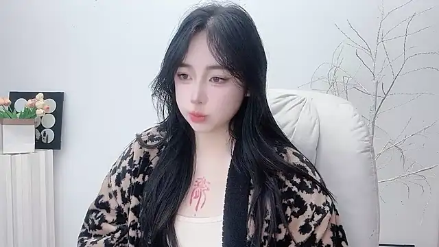 Snapshot of Love-hanzaizai718 chatting on 21, 12, 2025 Love-hanzaizai718 online show from 21, 12, 2025