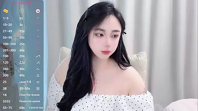 Snapshot of Love-hanzaizai718 chatting on 14, 4, 2026 Love-hanzaizai718 online show from 14, 4, 2026