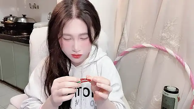 Snapshot of anna-888- chatting on 13, 12, 2025 anna-888- online show from 13, 12, 2025