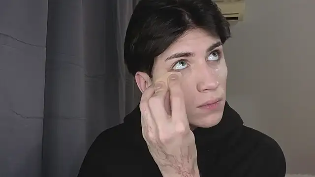 Snapshot of Oliver_star_boy_ chatting on 20, 11, 2025 Oliver star boy online show from 20, 11, 2025