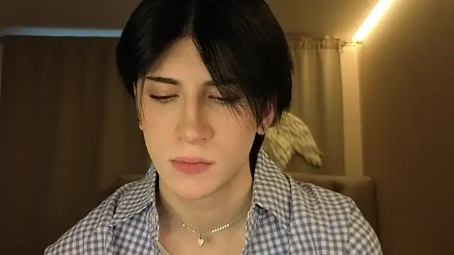 Oliver star boy  online show from 7, 4, 2026