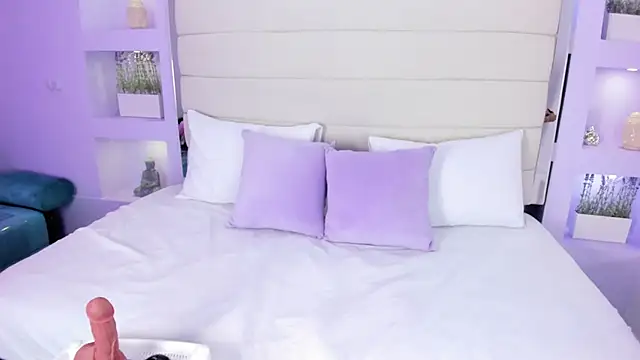 Snapshot of AmyColman_ chatting on 10, 1, 2026 AmyColman online show from 10, 1, 2026