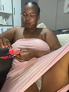 Snapshot of SweetCandy84 chatting on 23, 3, 2026 SweetCandy84 online show from 23, 3, 2026