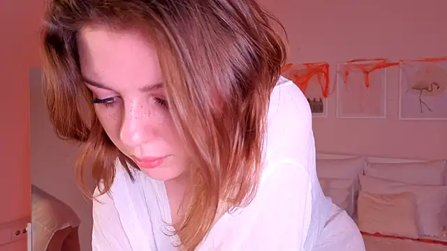 Snapshot of PollyRouge__ chatting on 29, 10, 2025 PollyRouge online show from 29, 10, 2025