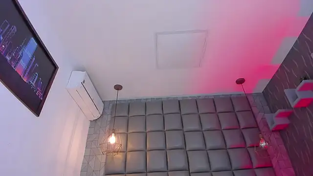 dannavelvet online show from 7, 1, 2026