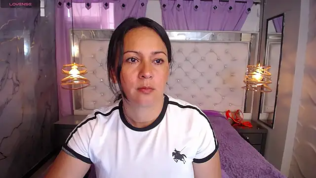 Melissa-roberts online show from 18, 11, 2025