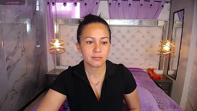 Melissa-roberts online show from 5, 12, 2025