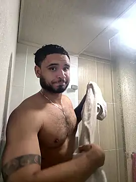 AUSTINN TORRES online show from 9, 1, 2026