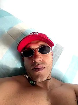 Snapshot of venus_girego chatting on 8, 11, 2025 venus girego online show from 8, 11, 2025