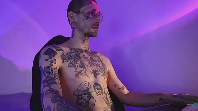 Snapshot of TokyoHatsumoto chatting on 16, 11, 2025 TokyoHatsumoto online show from 16, 11, 2025