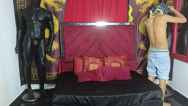 Snapshot of Horny_Duo0 chatting on 21, 11, 2025 Horny Duo0 online show from 21, 11, 2025