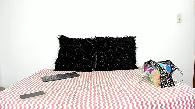 Snapshot of Vanessa_Martinz chatting on 31, 10, 2025 Vanessa Martinz online show from 31, 10, 2025