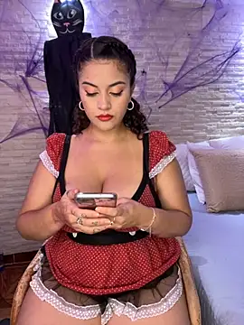 Snapshot of amellita-33 chatting on 29, 10, 2025 amellita-33 online show from 29, 10, 2025