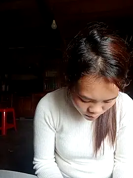 Snapshot of Bany_x chatting on 17, 11, 2025 Bany x online show from 17, 11, 2025