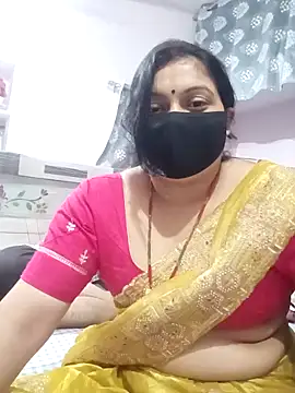 Snapshot of Best_couple2001 chatting on 3, 11, 2025 Best couple2001 online show from 3, 11, 2025