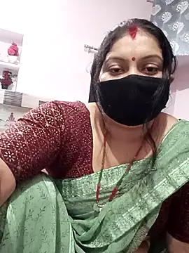 Snapshot of Best_couple2001 chatting on 12, 11, 2025 Best couple2001 online show from 12, 11, 2025