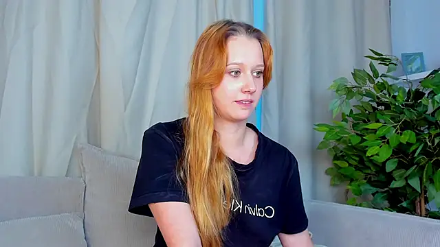 Snapshot of Charil_Wilson chatting on 17, 11, 2025 Charil Wilson online show from 17, 11, 2025