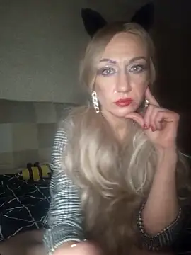 Snapshot of LilaniLoverx chatting on 5, 3, 2026 LilaniLoverx online show from 5, 3, 2026