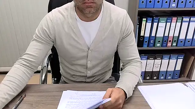 Snapshot of Evasionee chatting on 27, 10, 2025 Evasionee online show from 27, 10, 2025