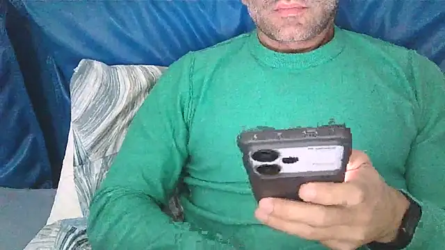 Snapshot of Evasionee chatting on 27, 10, 2025 Evasionee online show from 27, 10, 2025