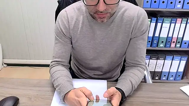 Evasionee online show from 3, 12, 2025