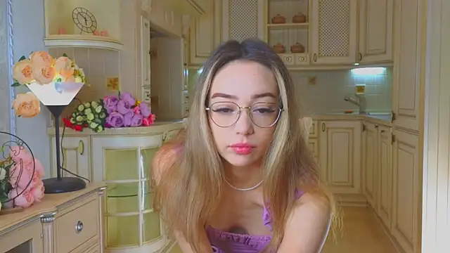 DeiraCharson online show from 8, 11, 2025