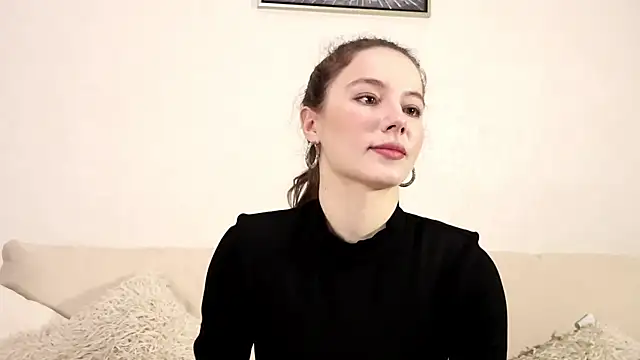 Petalwren online show from 15, 12, 2025