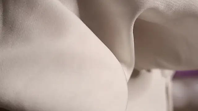 Petalwren online show from 19, 12, 2025