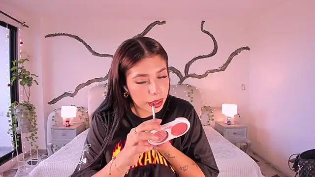 Snapshot of AsiaMillerr_ chatting on 24, 11, 2025 AsiaMillerr online show from 24, 11, 2025