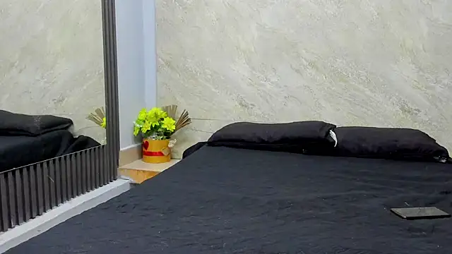 Sarahh-19 online show from 14, 11, 2025