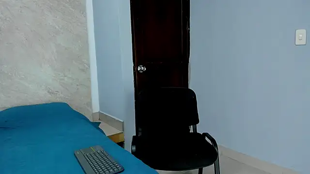 Sarahh-19 online show from 16, 12, 2025