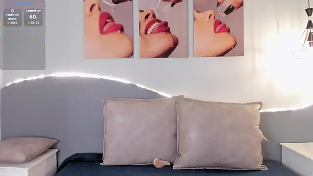 EmiliClarke online show from 2, 4, 2026