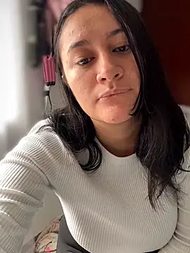 Snapshot of _Nalaa chatting on 10, 11, 2025 Nalaa online show from 10, 11, 2025