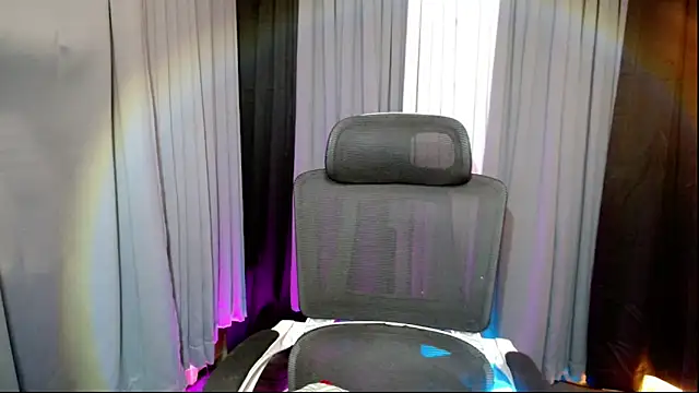 YourPrettyBella TS online show from 5, 3, 2026