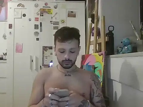 Snapshot of pietrosanchezz chatting on 25, 10, 2025 pietrosanchezz online show from 25, 10, 2025