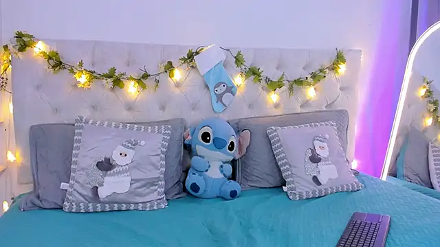 BLAIR QUEEN online show from 20, 12, 2025