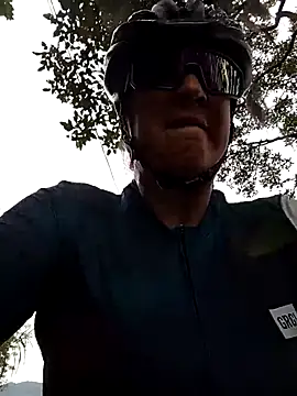 Snapshot of LAPOTRA_04 chatting on 2, 11, 2025 LAPOTRA 04 online show from 2, 11, 2025