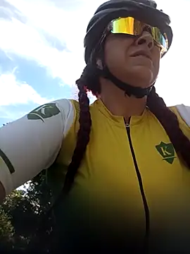 Snapshot of LAPOTRA_04 chatting on 22, 11, 2025 LAPOTRA 04 online show from 22, 11, 2025