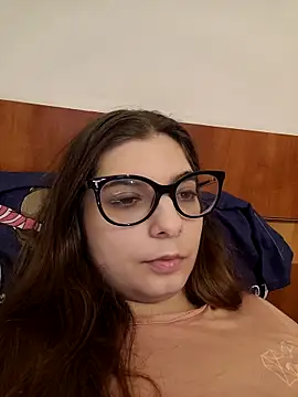 sweetbabygirlforyou online show from 5, 2, 2026