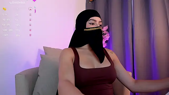 Snapshot of shaima__ chatting on 18, 4, 2026 shaima online show from 18, 4, 2026